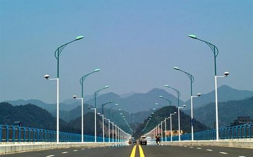 浅谈贵阳LED路灯技术要求